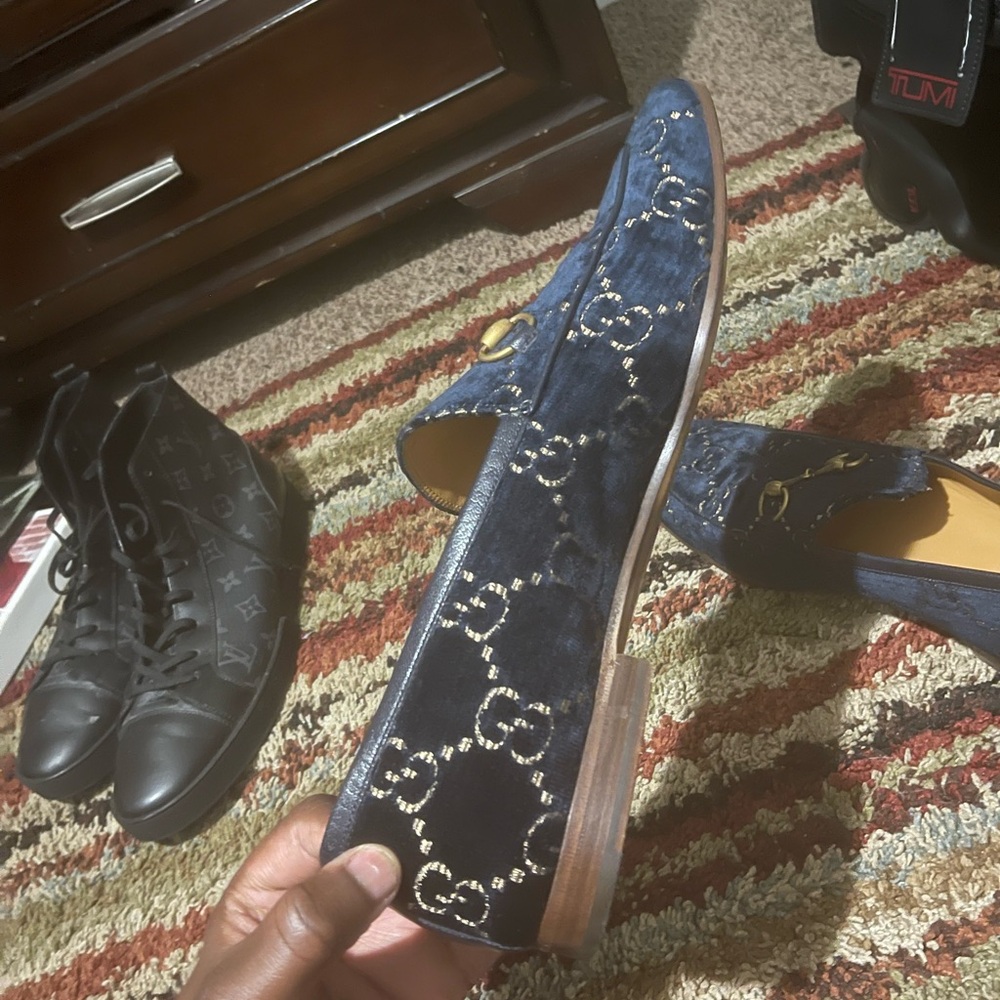 Gucci Navy Velvet Loafers with Gold Accents - Picture 3 of 5
